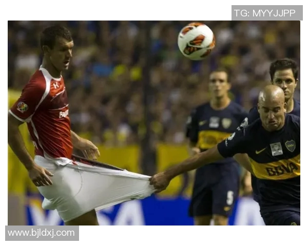 足球场上的传奇人物幽默瞬间揭秘与精彩段子分享