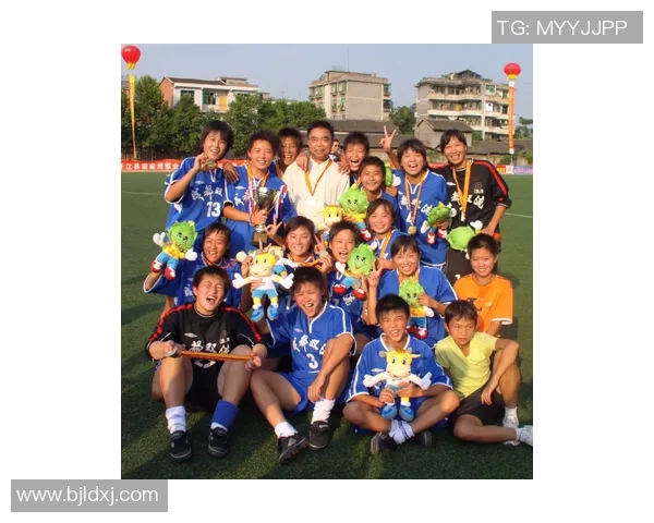 足球明星头像无水印女生精选合集展现青春活力与运动魅力